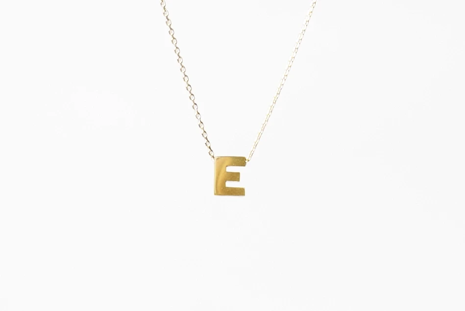 14 Ayar E Harfi Kolye