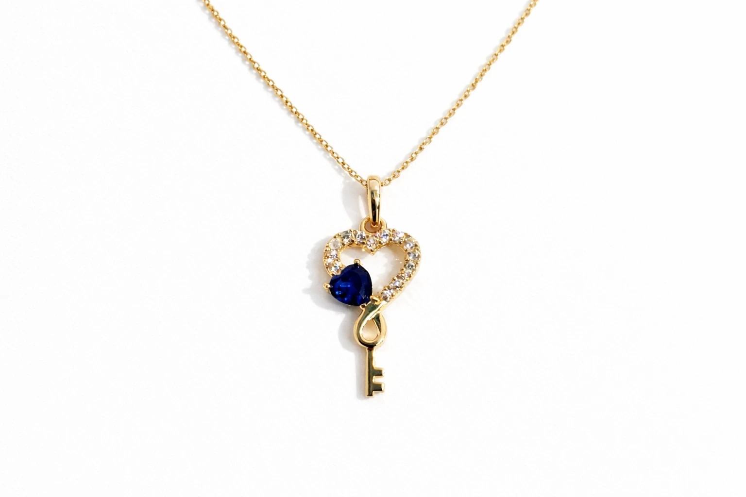 14 Ayar Altın Royal Blue Heart Key Kolye