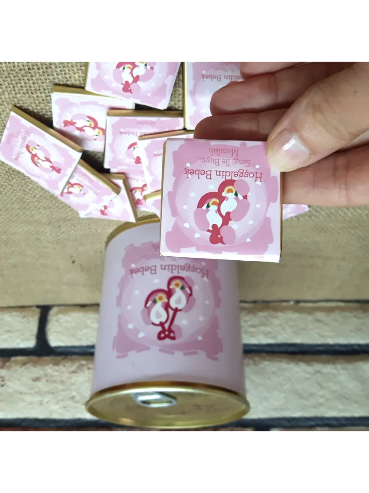 Hoşgeldin Bebek Çikolata Hediye Konservesi - Pembe