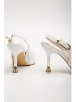 Kadın Beyaz Deri Tokalı Sivri Şık Topuklu Stiletto Ayakkabı