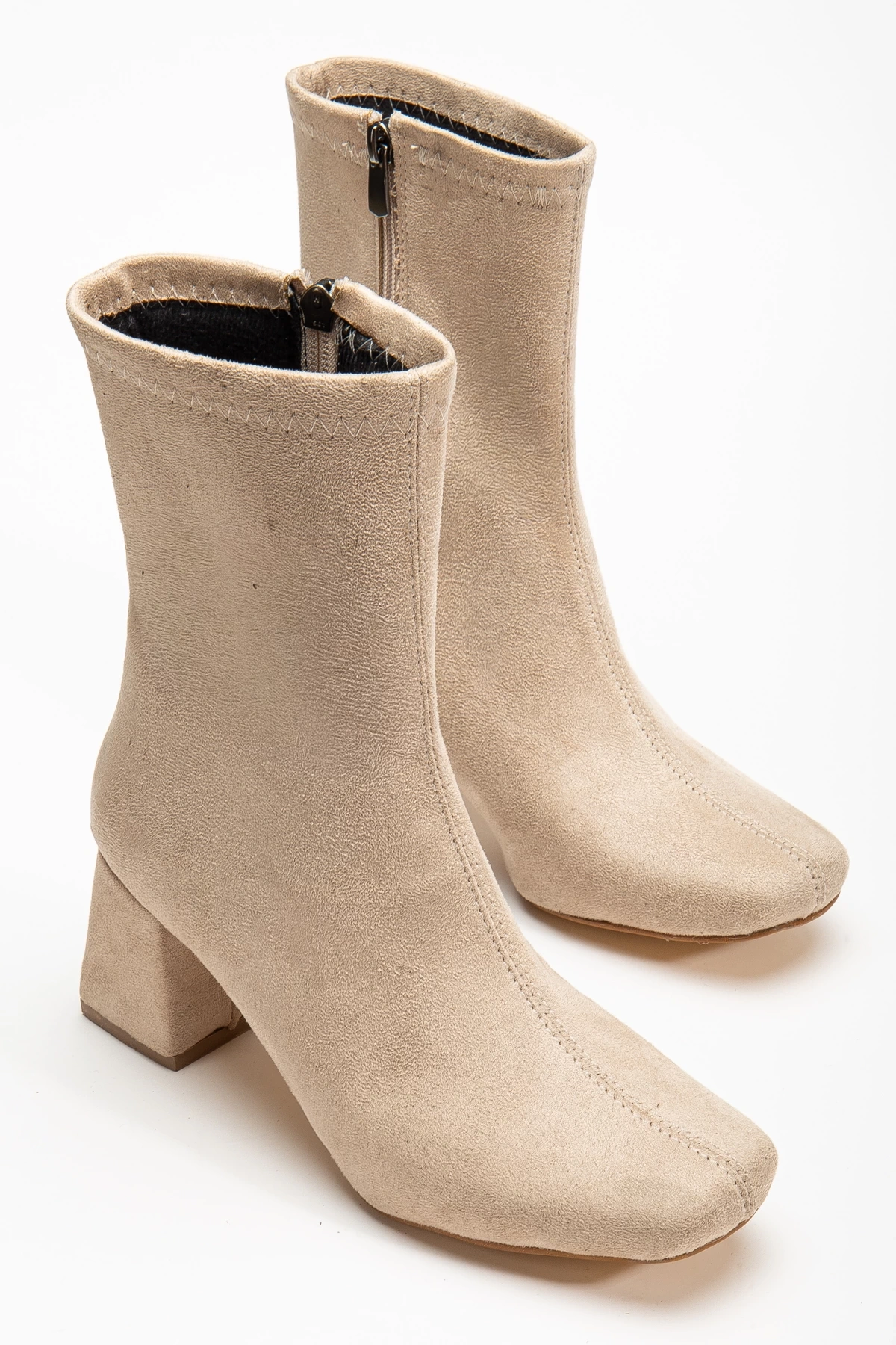 Kadın Bej süet Küt Burun Orta Boy Topuklu bot
