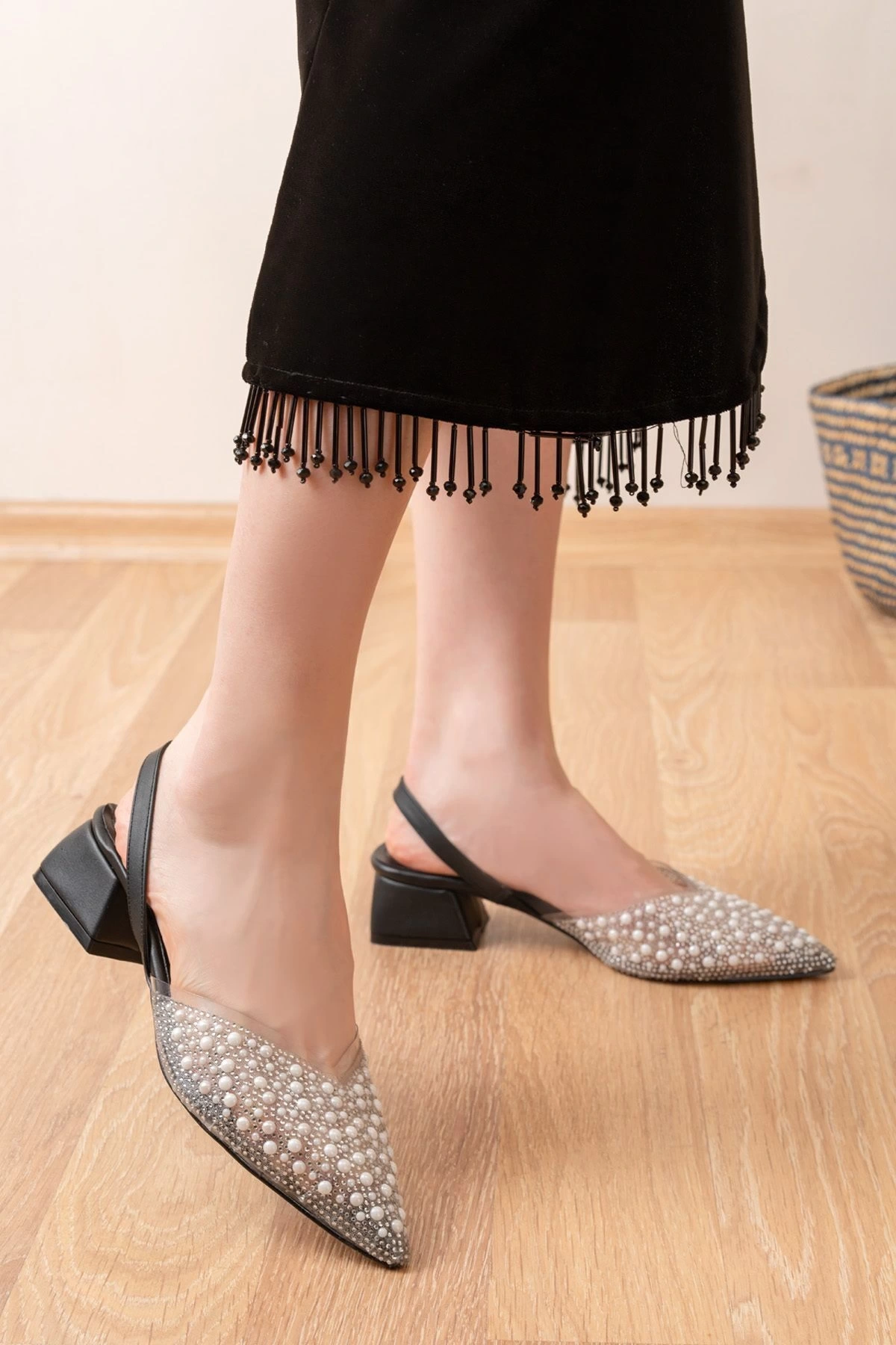 Kadın Siyah Şeffaf Boncuklu Günlük Gelinlik Çeyizlik Topuklu Ayakkabı