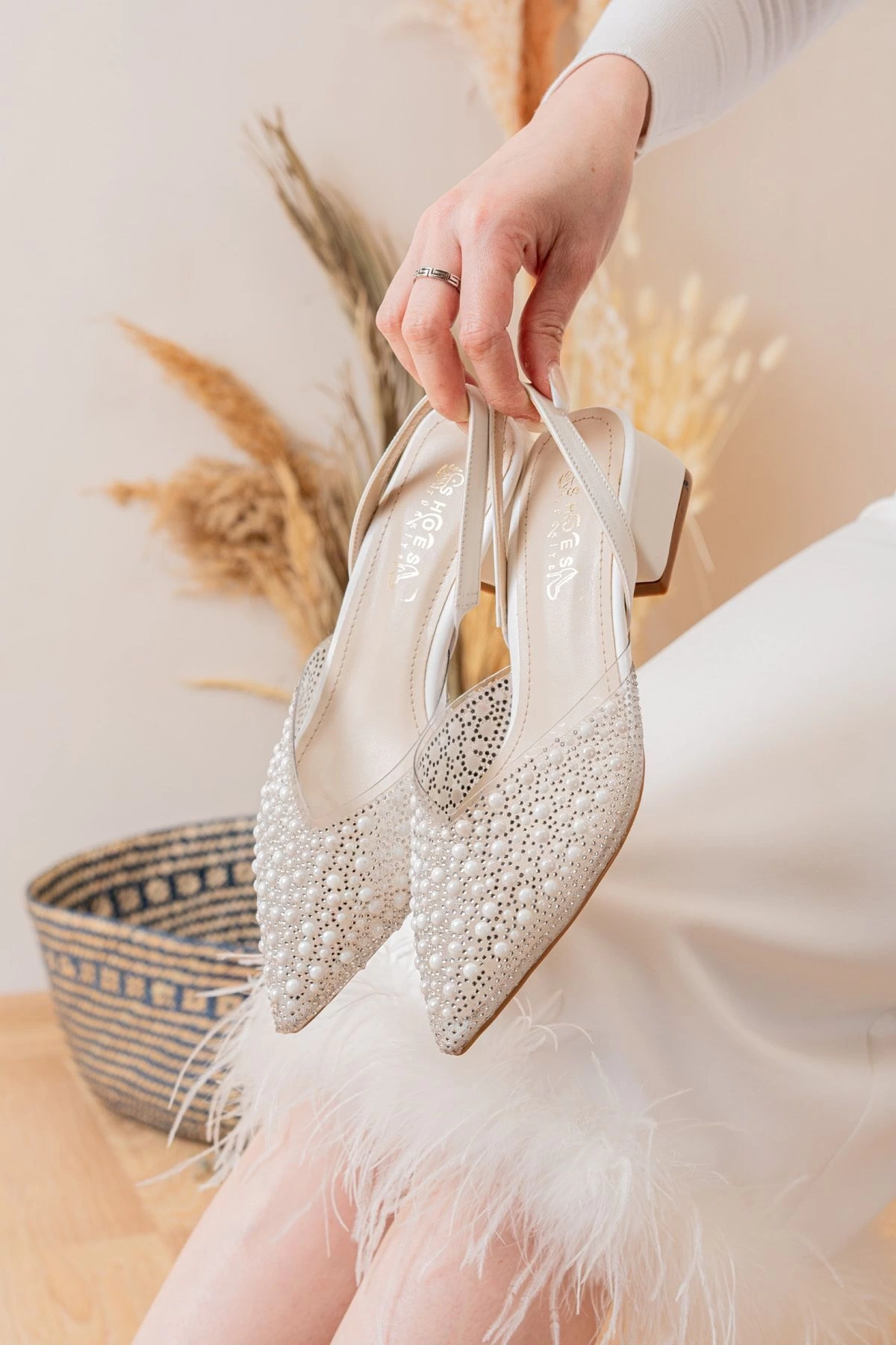 Kadın Beyaz Şeffaf Boncuklu Günlük Gelinlik Çeyizlik Topuklu Ayakkabı