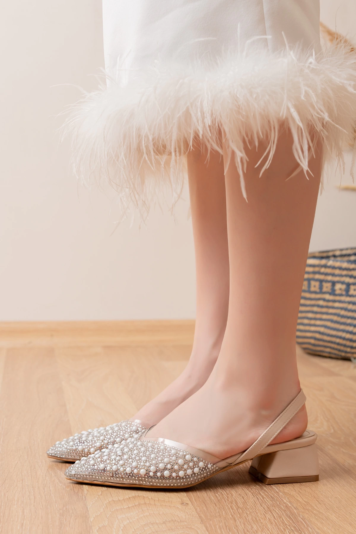 Kadın Ten Şeffaf Boncuklu Günlük Gelinlik Çeyizlik Topuklu Ayakkabı