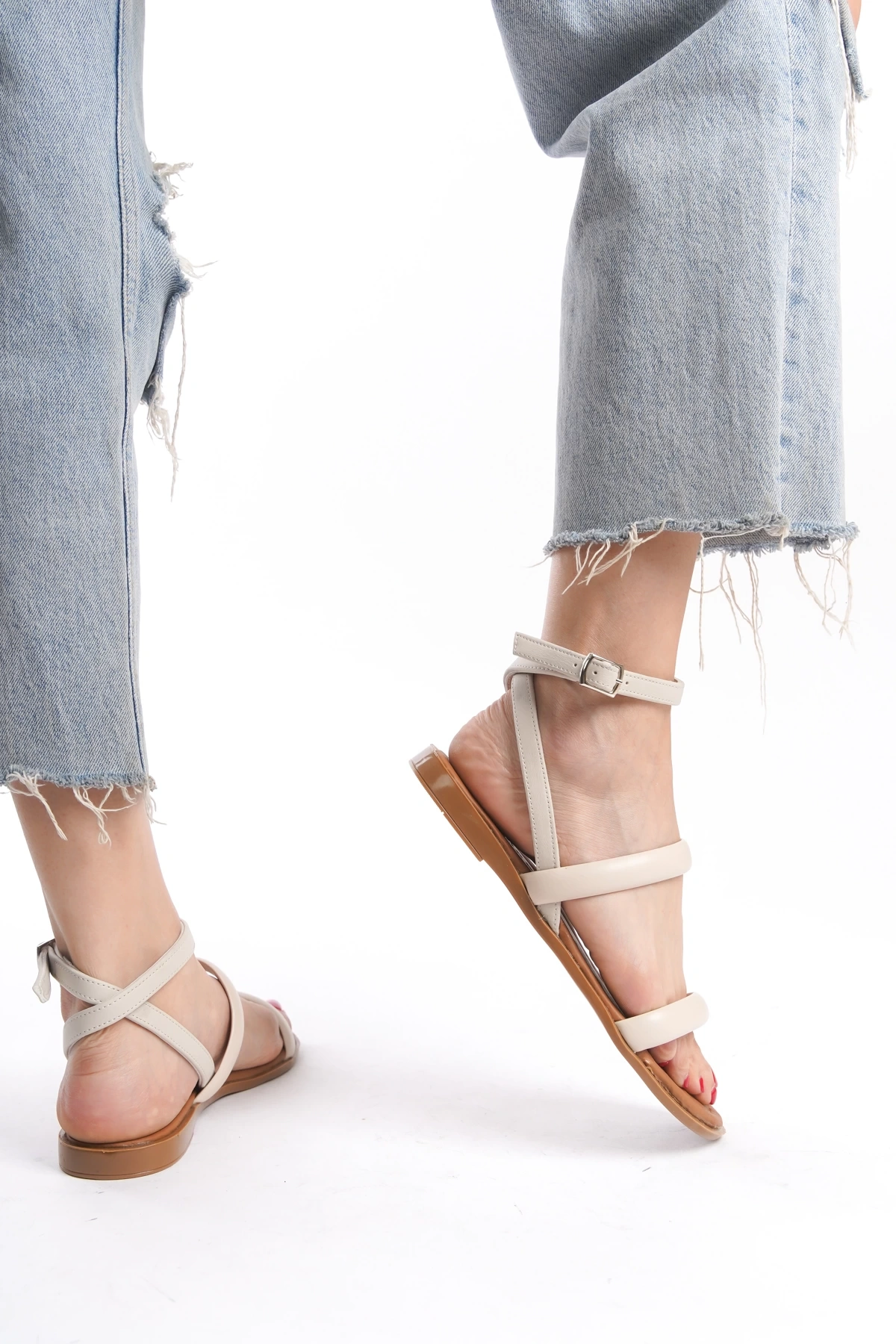 Kadın Biyeli Yeni Sezon Günlük Sandalet  Bej