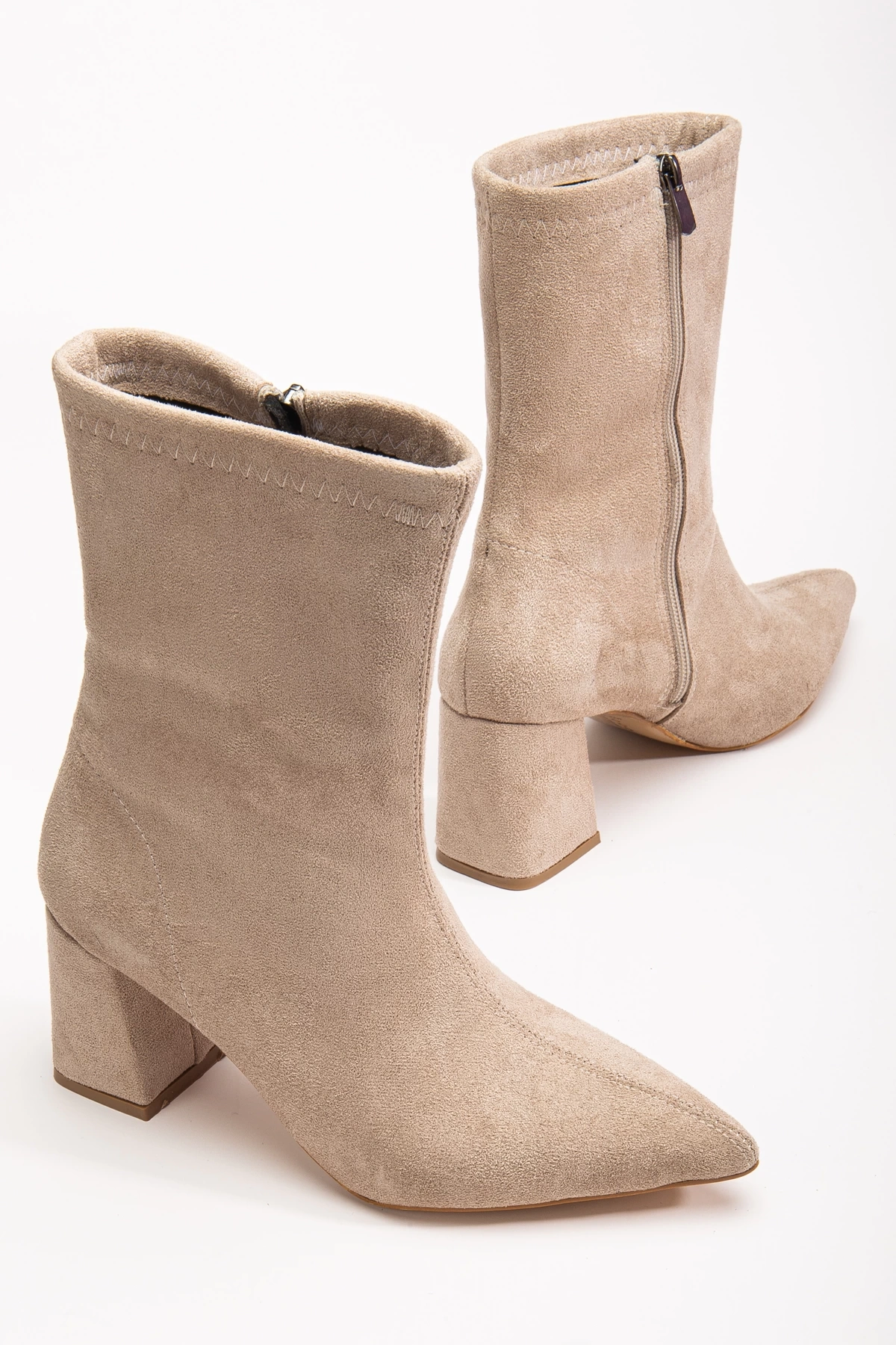 Venessa Kadın Bej Süet Sivri Burun Orta Boy Topuklu Bot