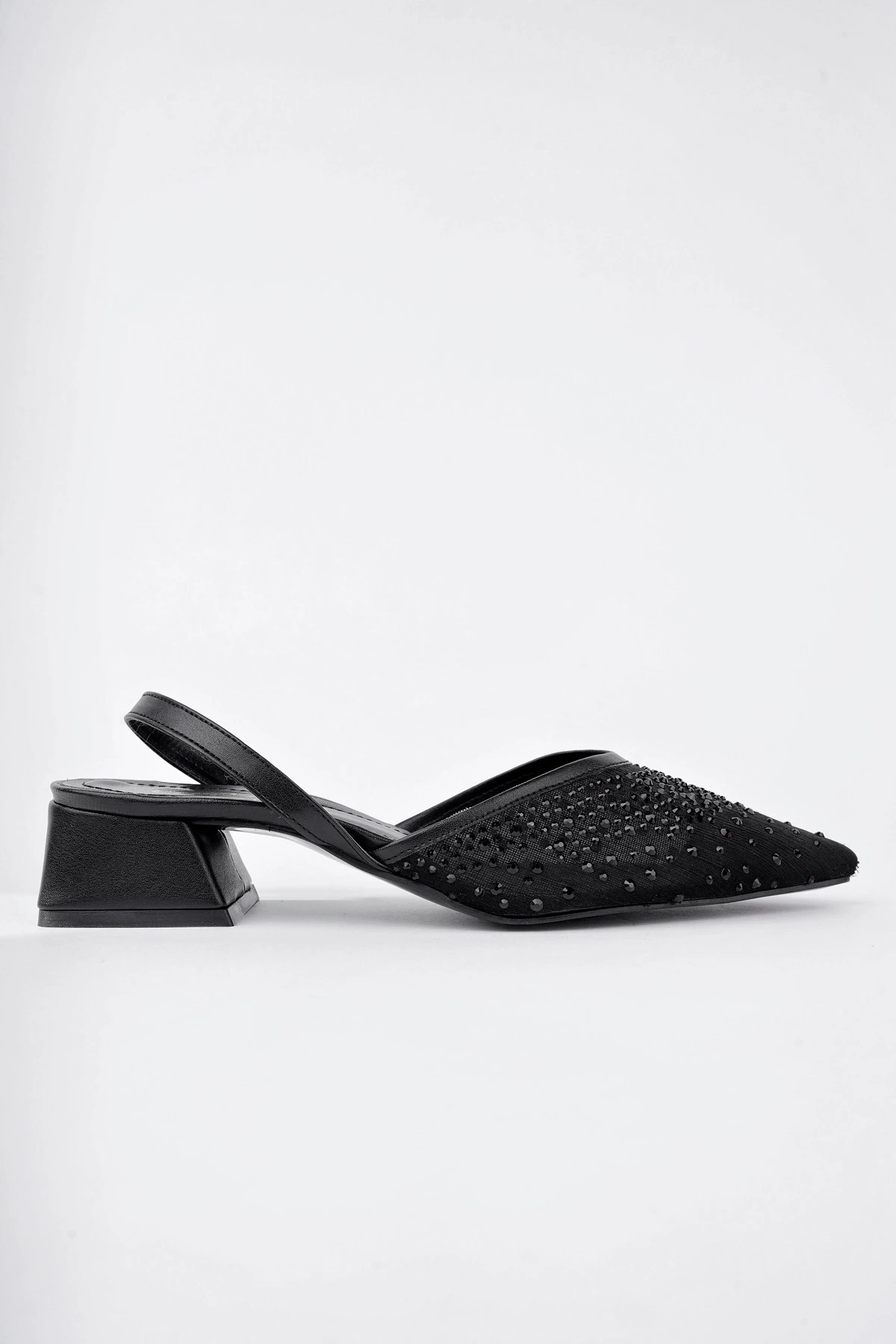 Kadın Siyah Kısa Topuklu Taşlı Ayakkabı