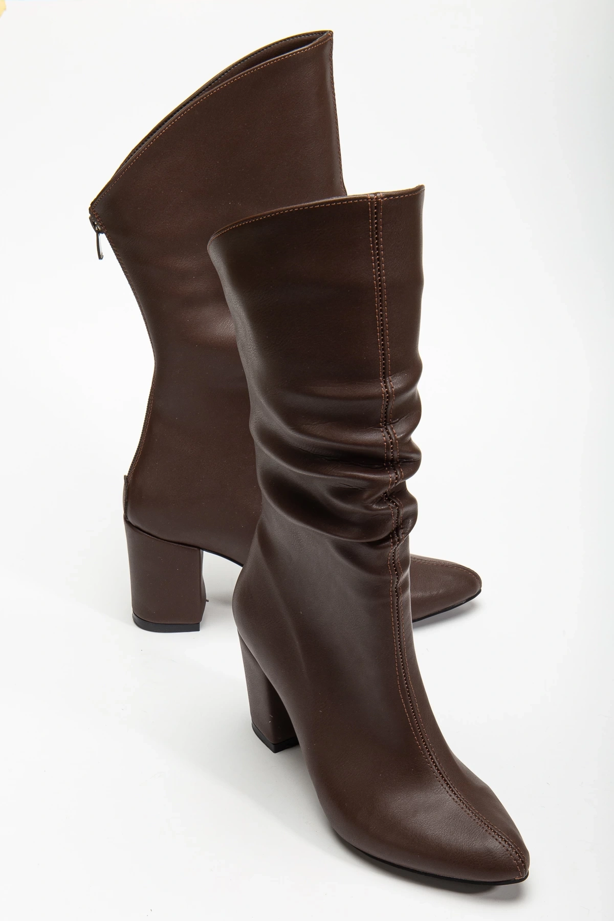 Liora Kadın Kahverengi Arkası Fermuarlı Sivri Burun Büzgülü Çizme