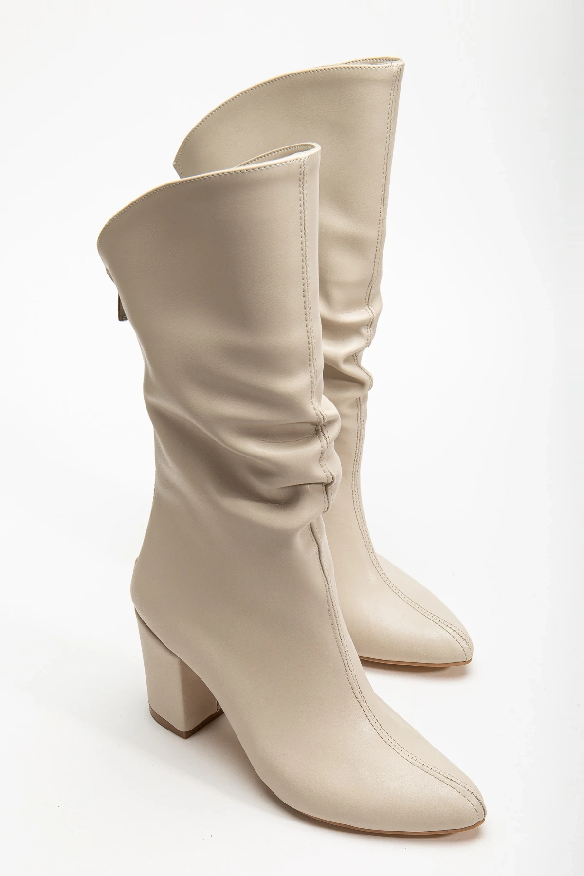 Liora Kadın Bej Arkası Fermuarlı Sivri Burun Büzgülü Çizme