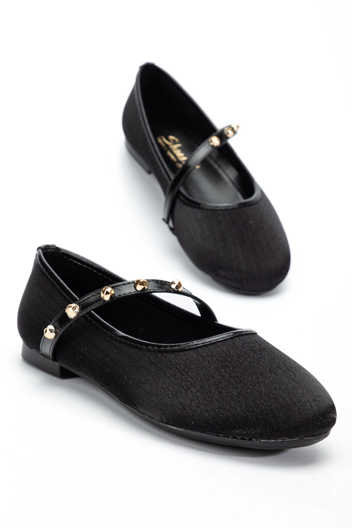 Kadın Siyah Gold Aksesuarlı Şık Parlak Kumaş Babet