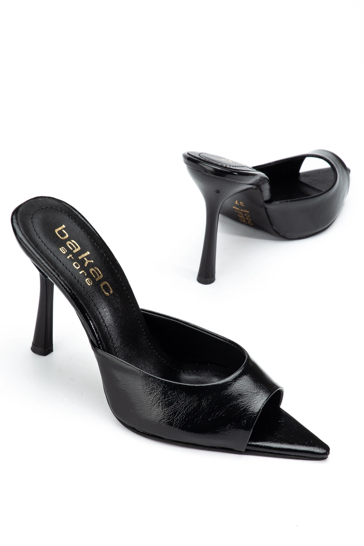 Kadın Siyah Sivri Burun Kırışık Rugan Topuklu Terlik