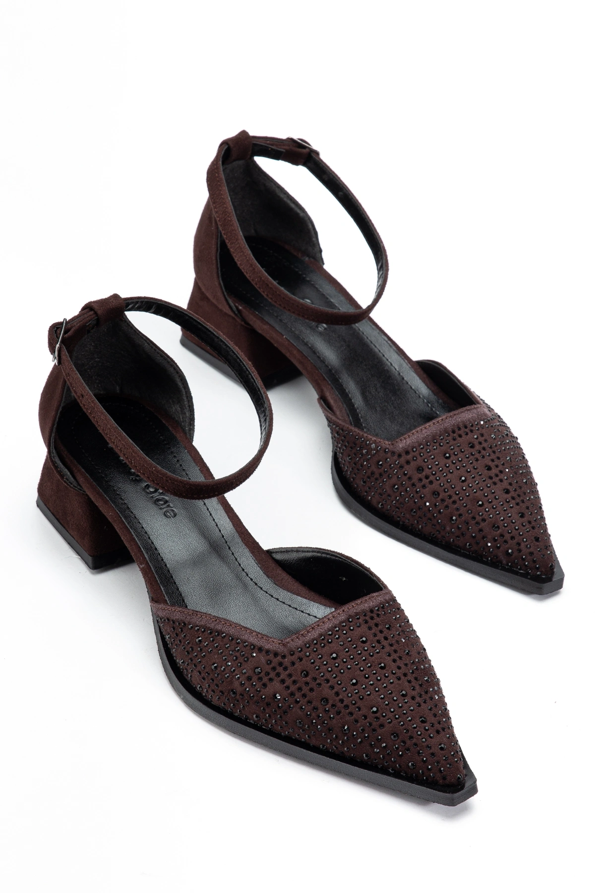 Kadın Acı Kahverengi Parlak Taşlı Süet Kumaş Kısa Topuklu Ayakkabı