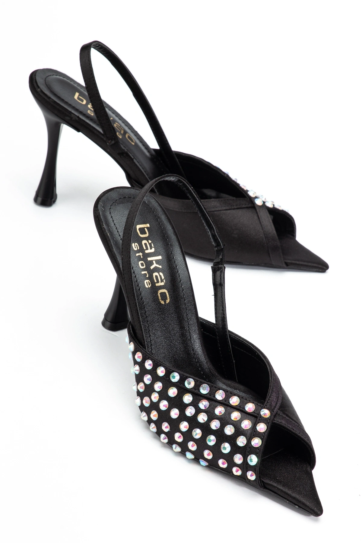 Kadın Siyah Saten Kumaş Parlak Taşlı Şık Topuklu Ayakkabı
