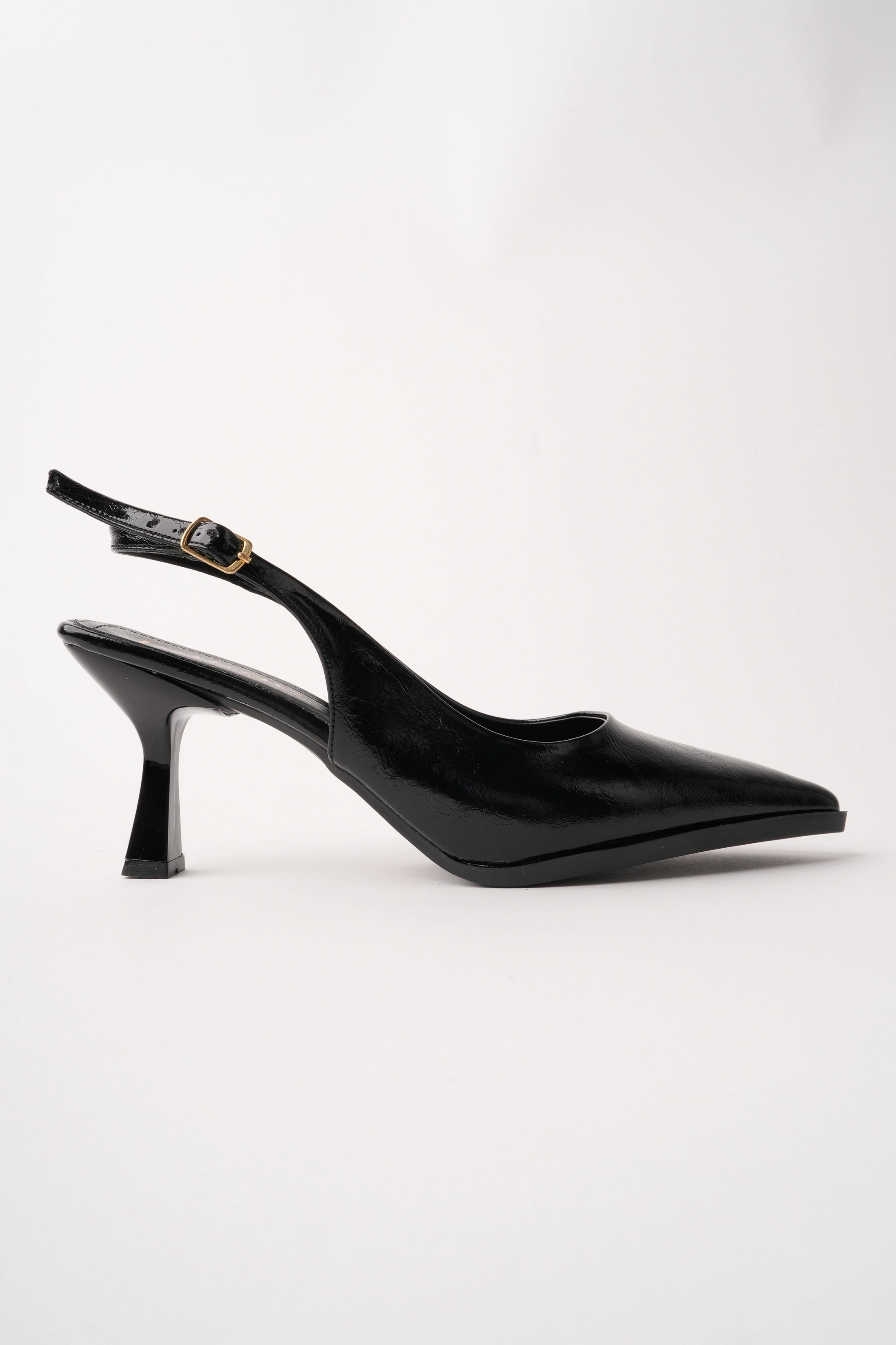 Kadın Siyah Arkası Açık Sivri Burun Topuklu Ayakkabı