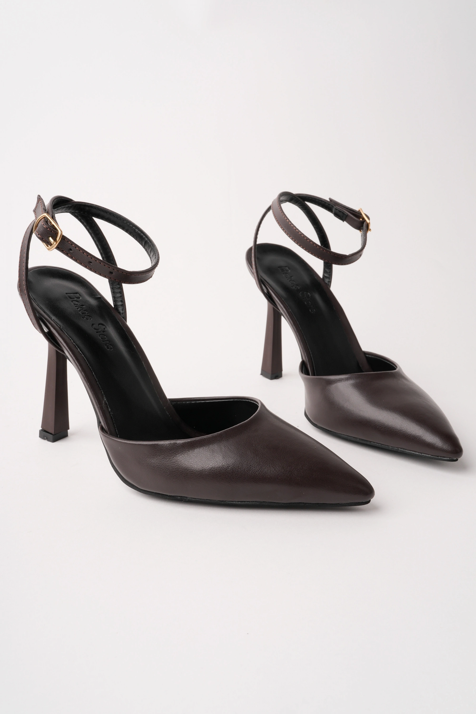 Kadın Kahverengi cilt Yüksek Topuk Arkası Bantlı Topuklu Ayakkabı