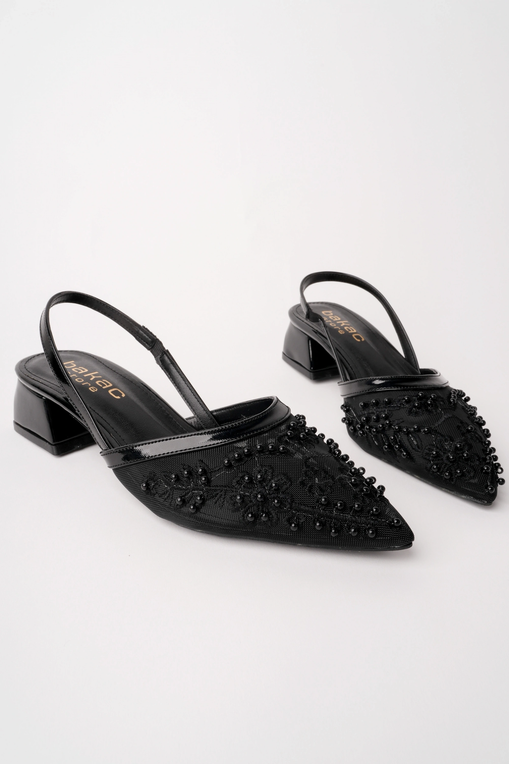 Kadın Siyah Nakışlı Ve Boncuklu Topuklu Ayakkabı