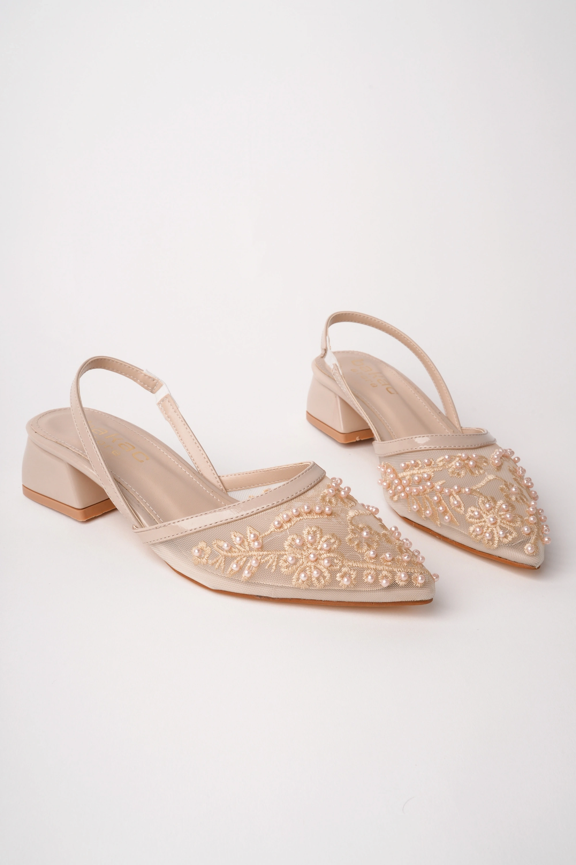 Kadın Bej Nakışlı Ve Boncuklu Topuklu Ayakkabı