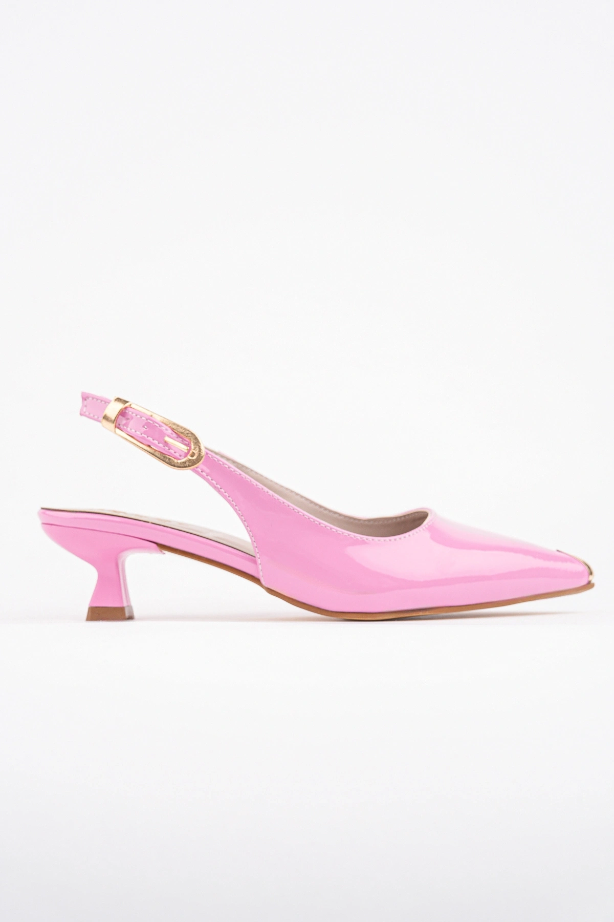 Kadın Pembe Rugan Burunluk Detaylı Kısa Topuklu Ayakkabı