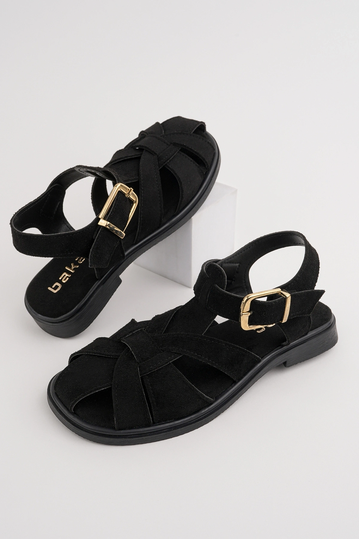 Kadın Siyah Süet Kumaş Rahat Taban Günlük Sandalet