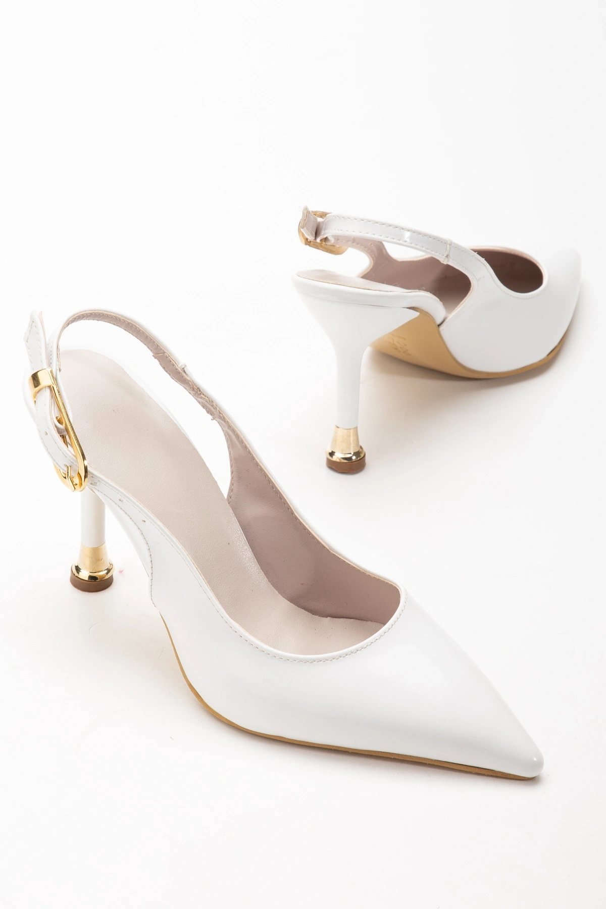Kadın Beyaz Rugan Tokalı Sivri Şık Topuklu Stiletto Ayakkabı