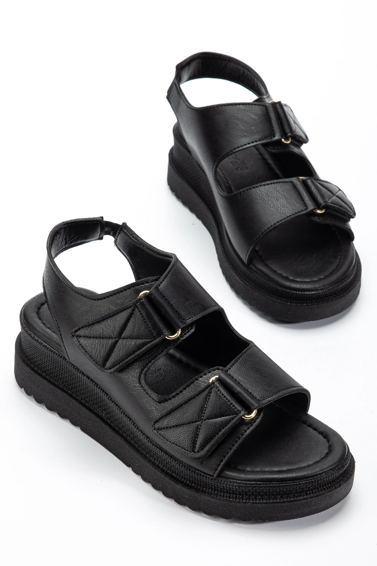 Kadın Siyah Cırtcırt Detaylı Günlük Sandalet