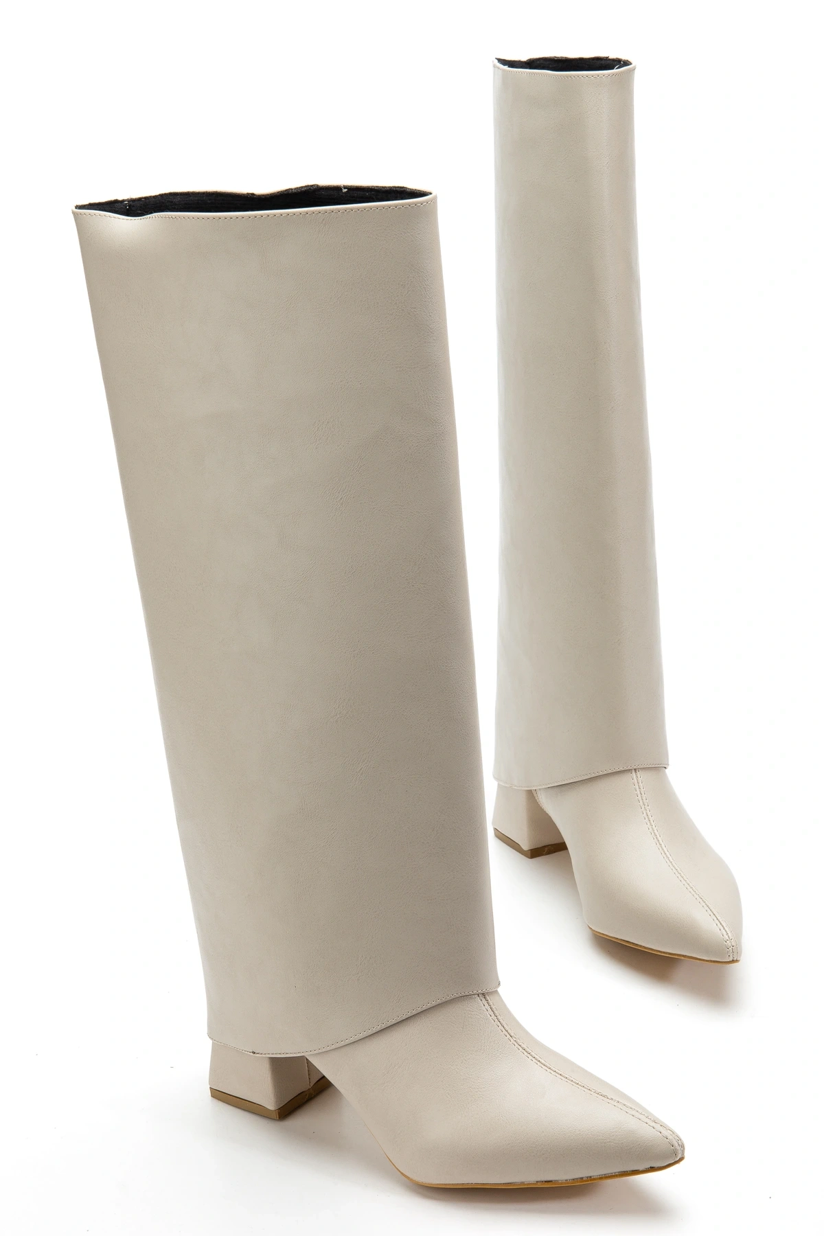 Kadın Takıp Çıkarılabilen Tozluk Detaylı Sivri Burun Bej Deri Çizme