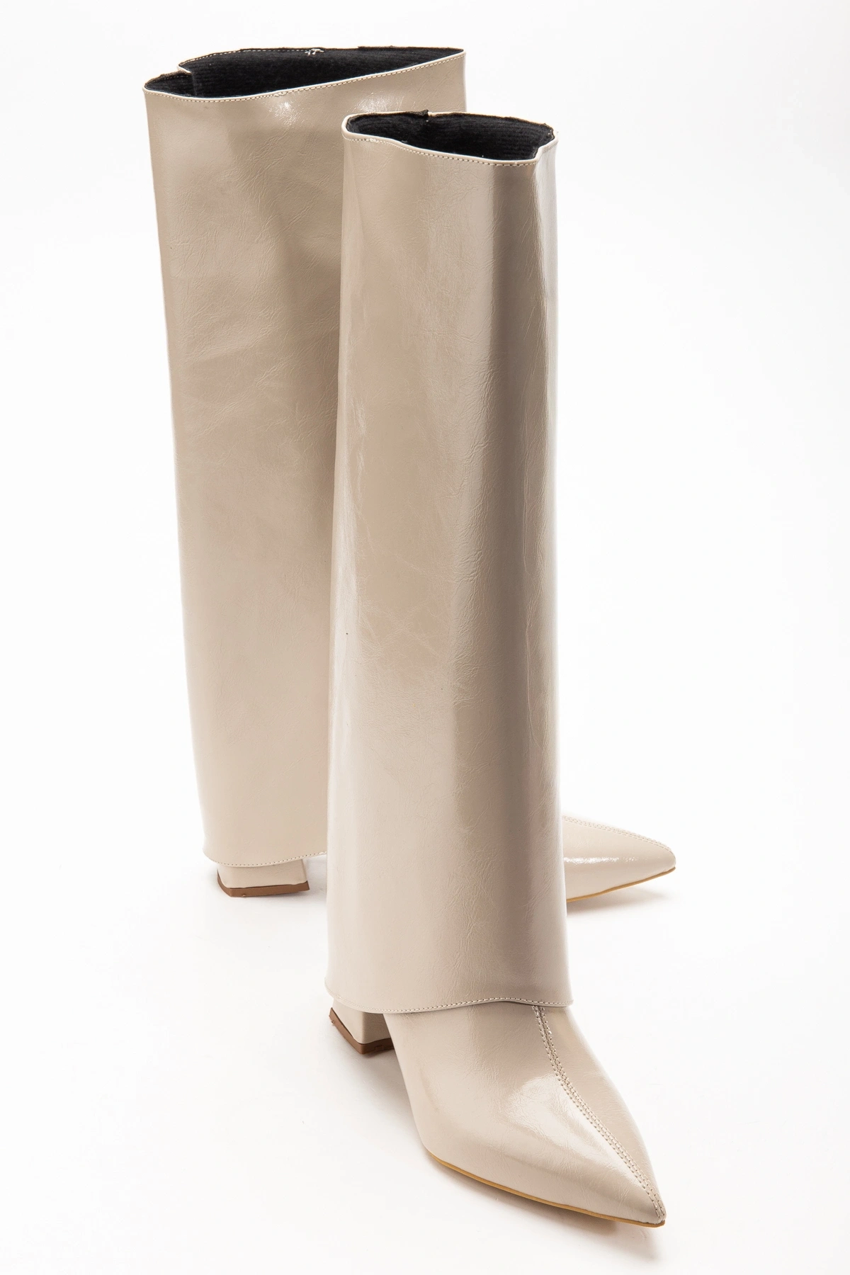 Kadın Tozluk Detaylı Takıp Çıkarılabilen Sivri Burun Bej Kırışık Rugan Çizme