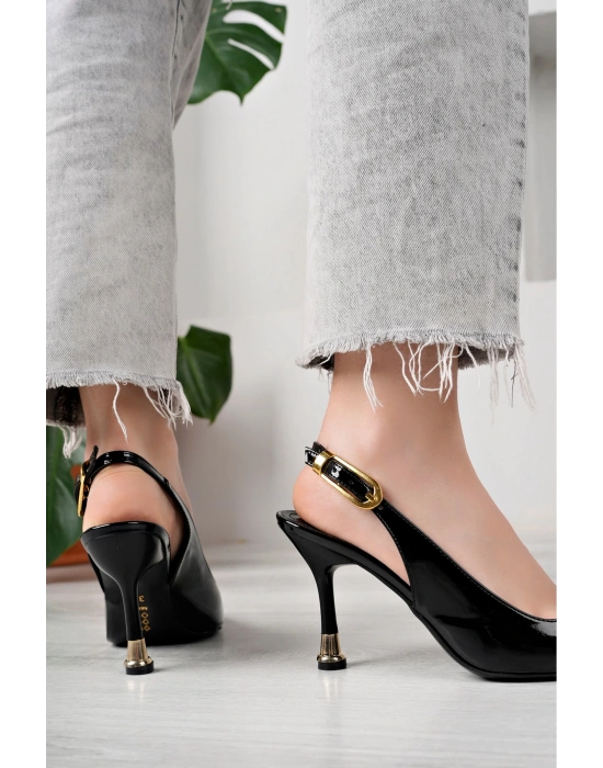 Kadın Siyah Rugan Tokalı Sivri Burun Şık Topuklu Stiletto Ayakkabı