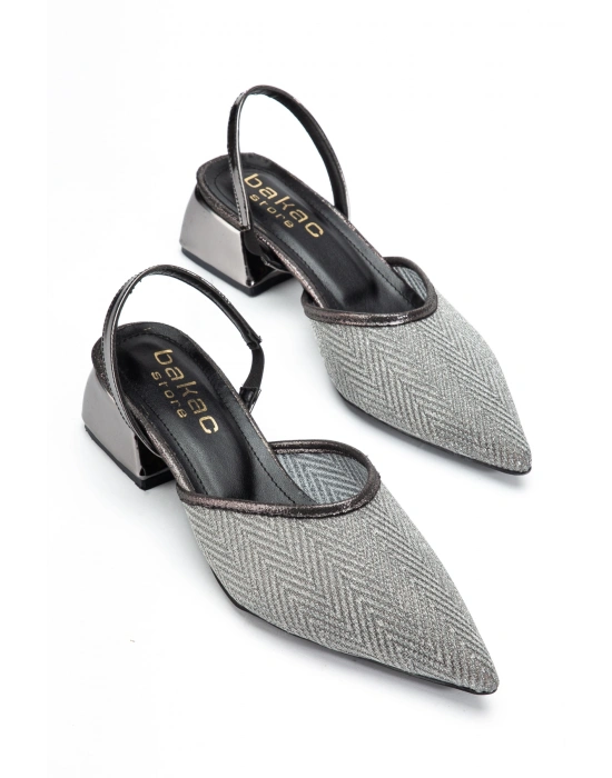 Kadın Siyah Parlak Şeffaf Kumaş Kısa Topuklu Ayakkabı
