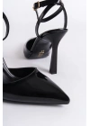 Kadın Siyah Rugan Arkası Bantlı Topuklu Ayakkabı
