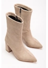 Venessa Kadın Bej Süet Sivri Burun Orta Boy Topuklu Bot