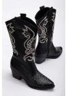 Kadın Siyah Beyaz Deri Özel Nakış Fermuar Detaylı Kovboy Çizme