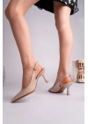 Kadın Bej Rengi Arkası Açık Sivri Burun Topuklu Ayakkabı