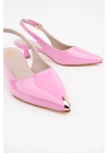 Kadın Pembe Rugan Burunluk Detaylı Kısa Topuklu Ayakkabı
