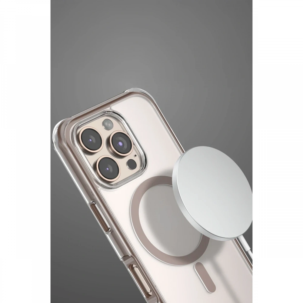 Apple iPhone 15 Pro Max Hulk Magsafe Kapak
