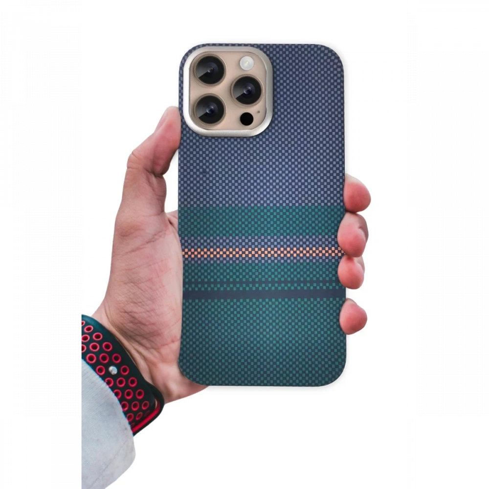 Apple iPhone 14 Pro Max Besa Magsafe Kapak