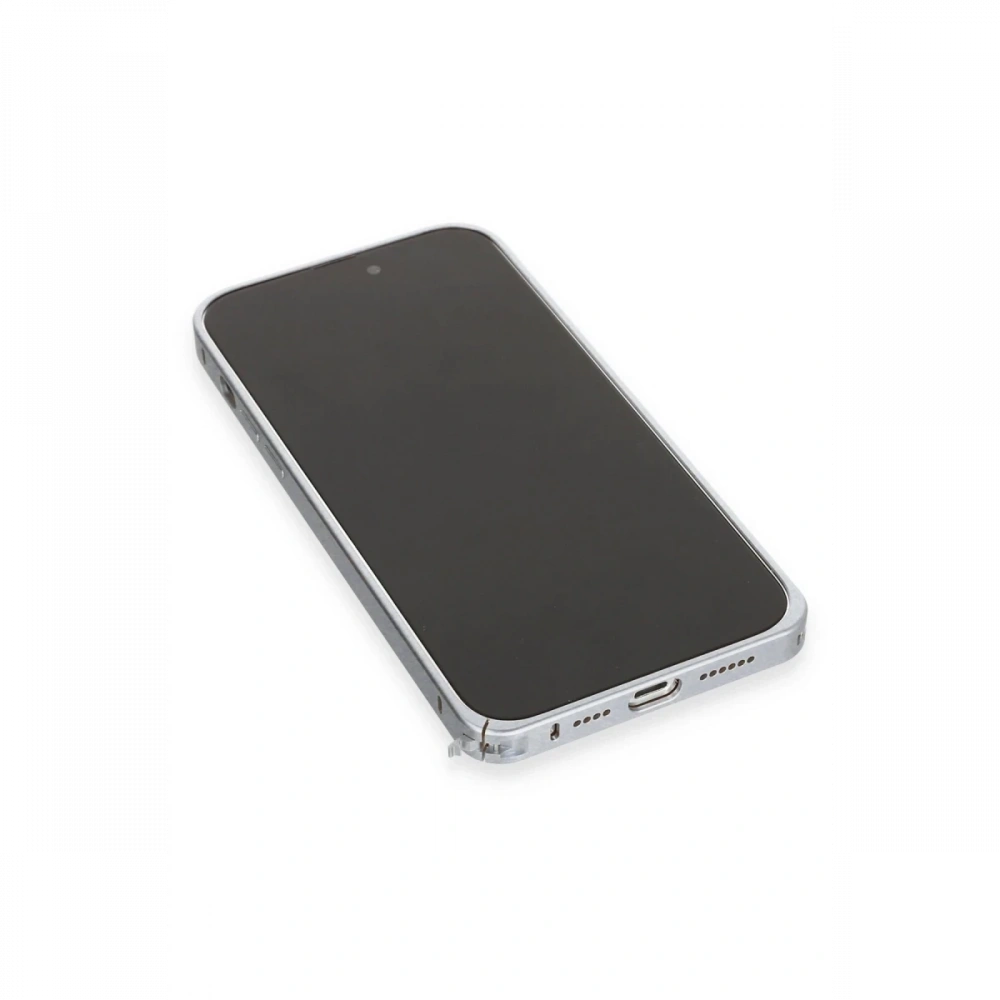 Apple iPhone 15 Pro Max Metal Bumper Mat Kapak
