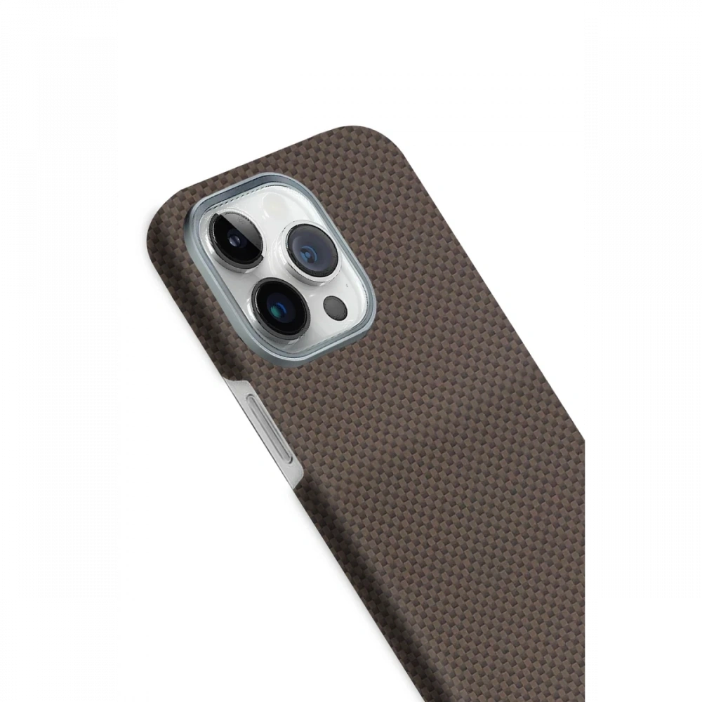 Apple iPhone 15 Pro Max Volt Magsafe Kapak