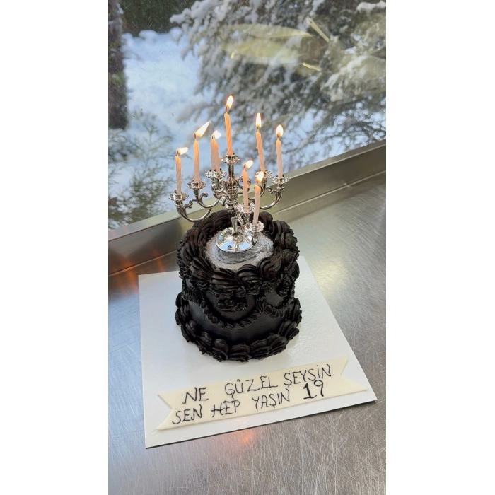 Kişiye Özel Pasta İstenilen Renk ve Modelde - 1