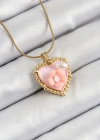 316L Çelik Zincir Pembe Sanatsal Portre İnci Detaylı Papatya Figürlü Kalp Model Gold Renk Kadın Kolye