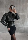 Beli büzgülü crop deri ceket siyah