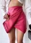 Cep detaylı oval kapaklı deri etek fuşya h240048