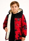 Erkek Çocuk Kamuflaj Desenli Mont İçi Sıcak Tutan Pelüş Astarlı, Kapüşonlu, Fermuarlı Kışlık Su İtici Şişme Mont - Kırmızı