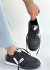 Jowen Siyah Cilt Beyaz Detaylı Bağcıklı Spor Ayakkabı
