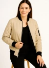 Kadın Bomber Mont Ceket – Fermuarlı, Kapitone İçi Astarlı, Su İtici Kumaş, Regular Fit, Yandan Cepli, Günlük Bahar & Kış Şık Rahat Stil - bej
