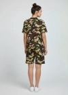 Kadın Kamuflaj Desenli Tişört Şort Takım – Günlük Rahat Kesim Yazlık 2’li Kombin - Kamuflaj