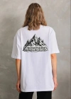 Kadın Nihilist Penguen Temalı Oversize Bisiklet Yaka Tişört - Beyaz