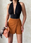 Kapaklı şort etek camel s208