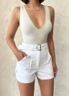 Kemer detaylı gabardin şort beyaz s25289
