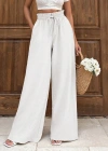 Keten bağcıklı beyaz pantolon